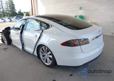 2015 Tesla Model S 70D/85D/P85D из США, поврежденный, VIN 5YJSA1H20FF084994